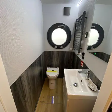 Hausboot Fjord Vela Mit Biosauna In Botel