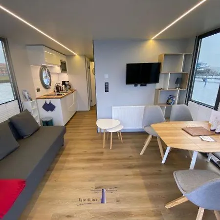 Hausboot Fjord Vela Mit Biosauna In